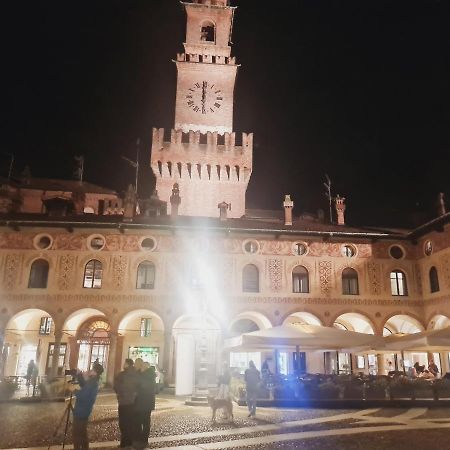 La Casa Di Ida Intero Appartamento ヴィジェーヴァノ エクステリア 写真